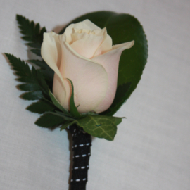 grooms buttonholes